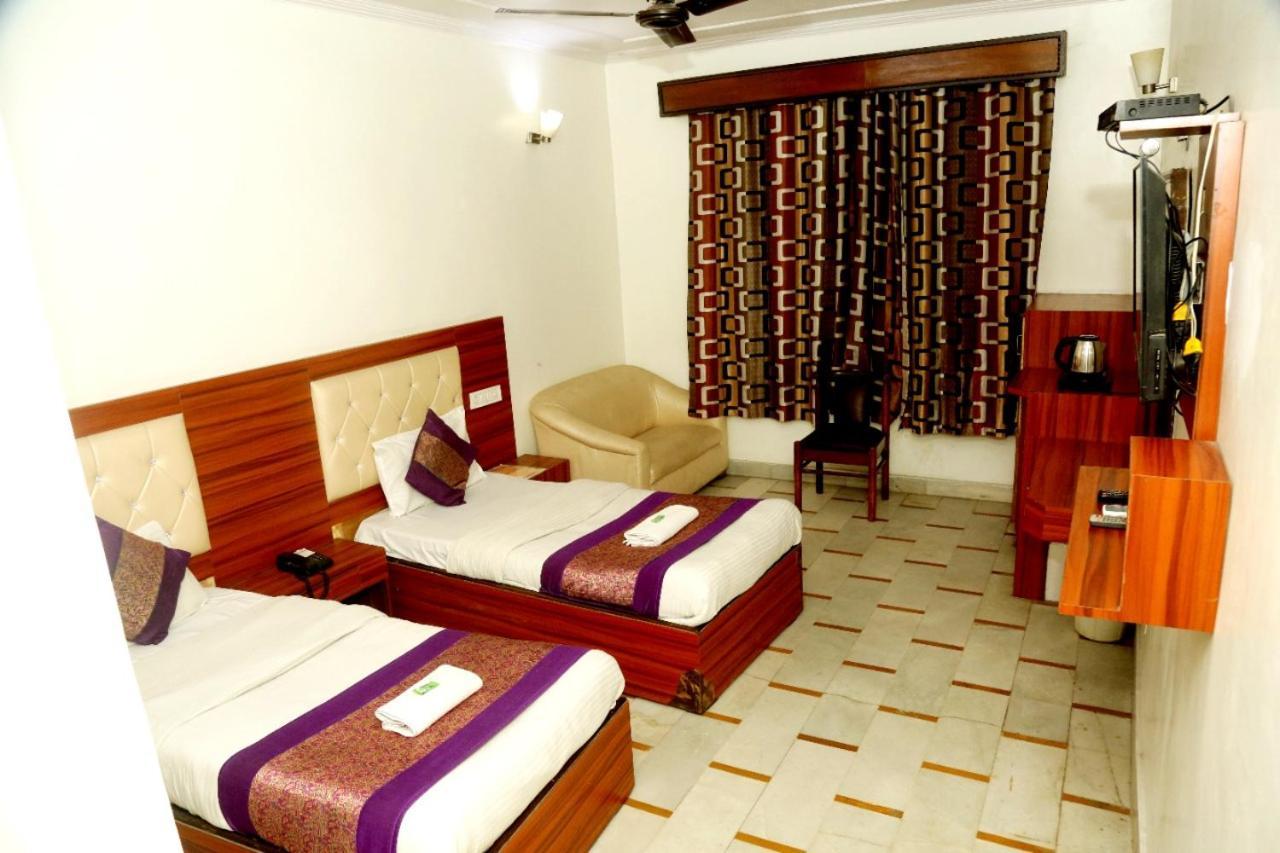 Fabhotel India International Near New Delhi Railway Station Quarto foto